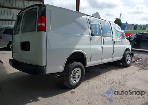 2023 Chevrolet Express Cargo Rwd 2500 Regular Wheelbase Wt z USA, uszkodzony, nr VIN 1GCWGAFP9P1107729